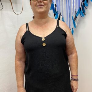Blusa botones oscura